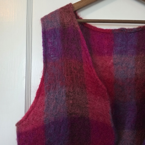 Hudson’s Bay Company Made in Scotland Mohair/Wool Blend Vest – Size L – Purple - Picture 3 of 6